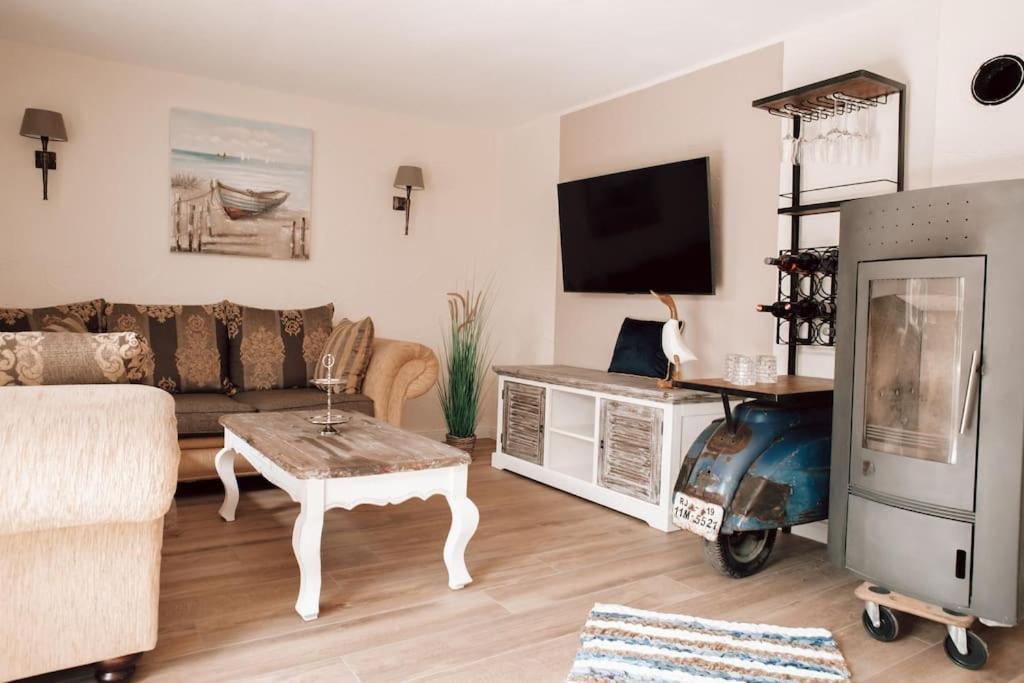_Ferienhaus Leutesdorf Rheinzeit 614 Schoenes Haus Direkt Am Rhein Esterno foto