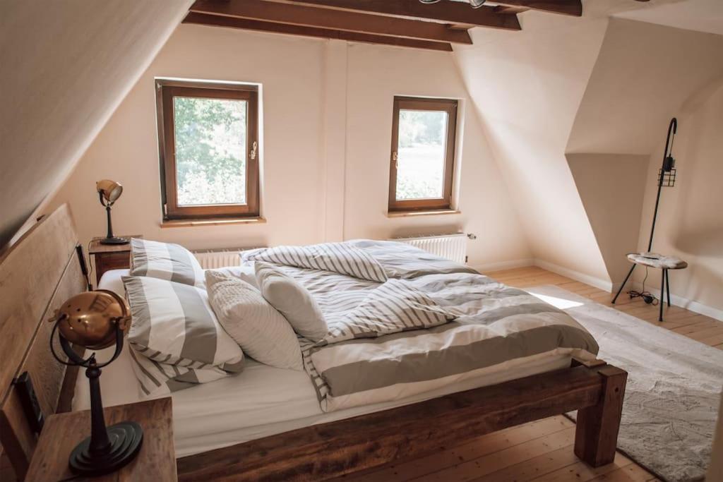 _Ferienhaus Leutesdorf Rheinzeit 614 Schoenes Haus Direkt Am Rhein Esterno foto